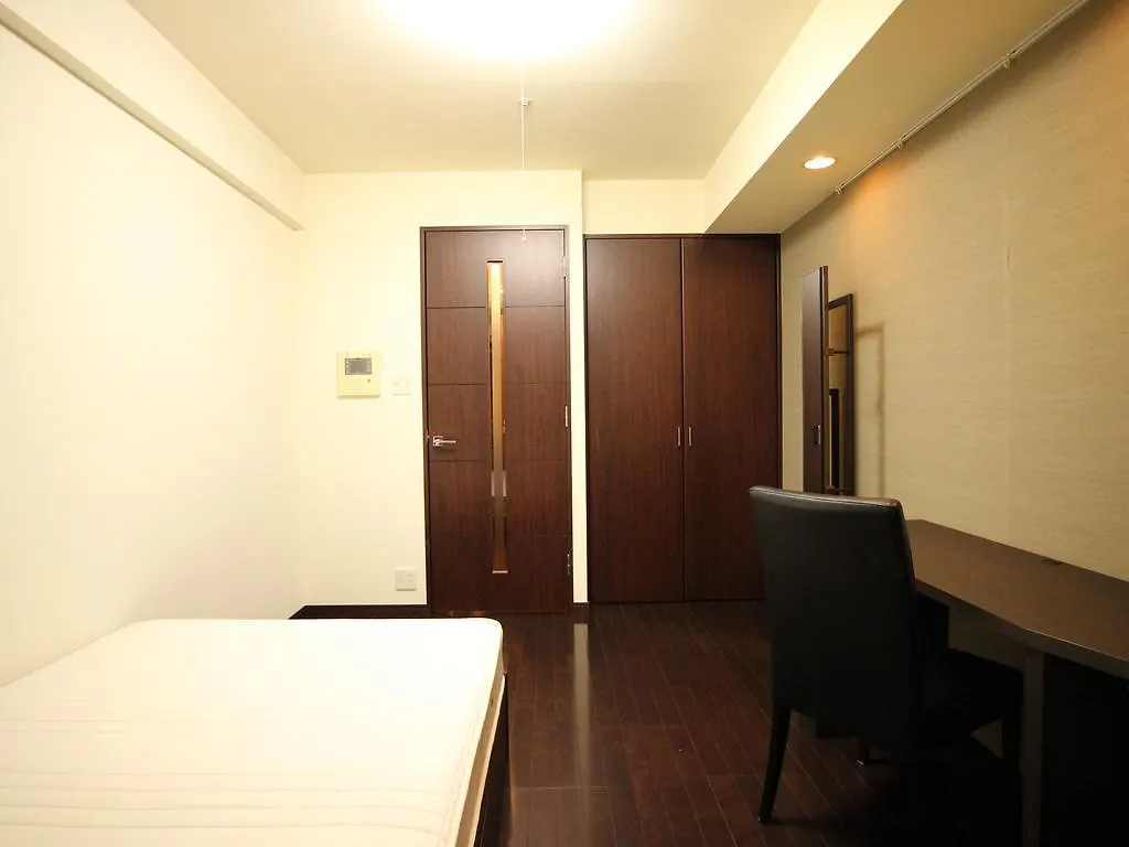 Palace Studio Kojimachi Tokyo Apartment