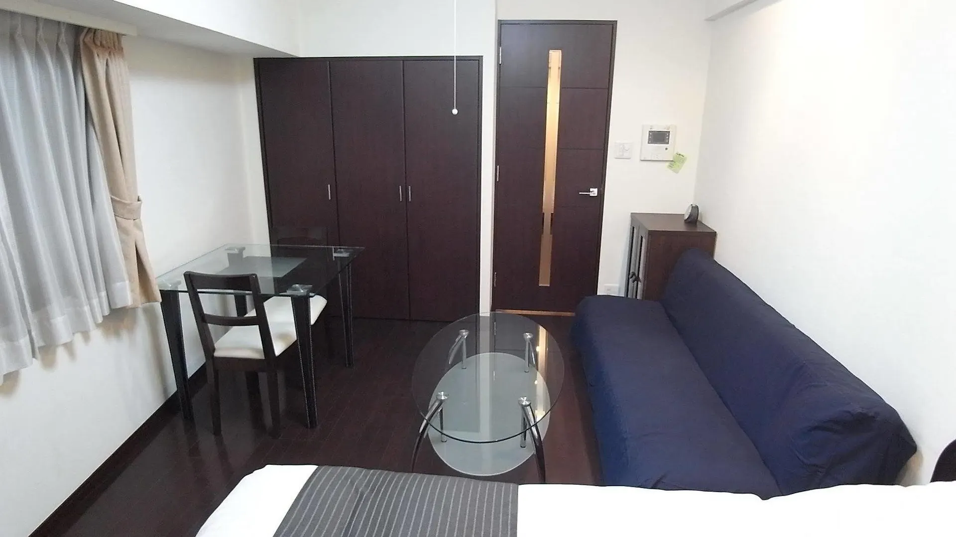 Apartment Palace Studio Kojimachi Tokyo