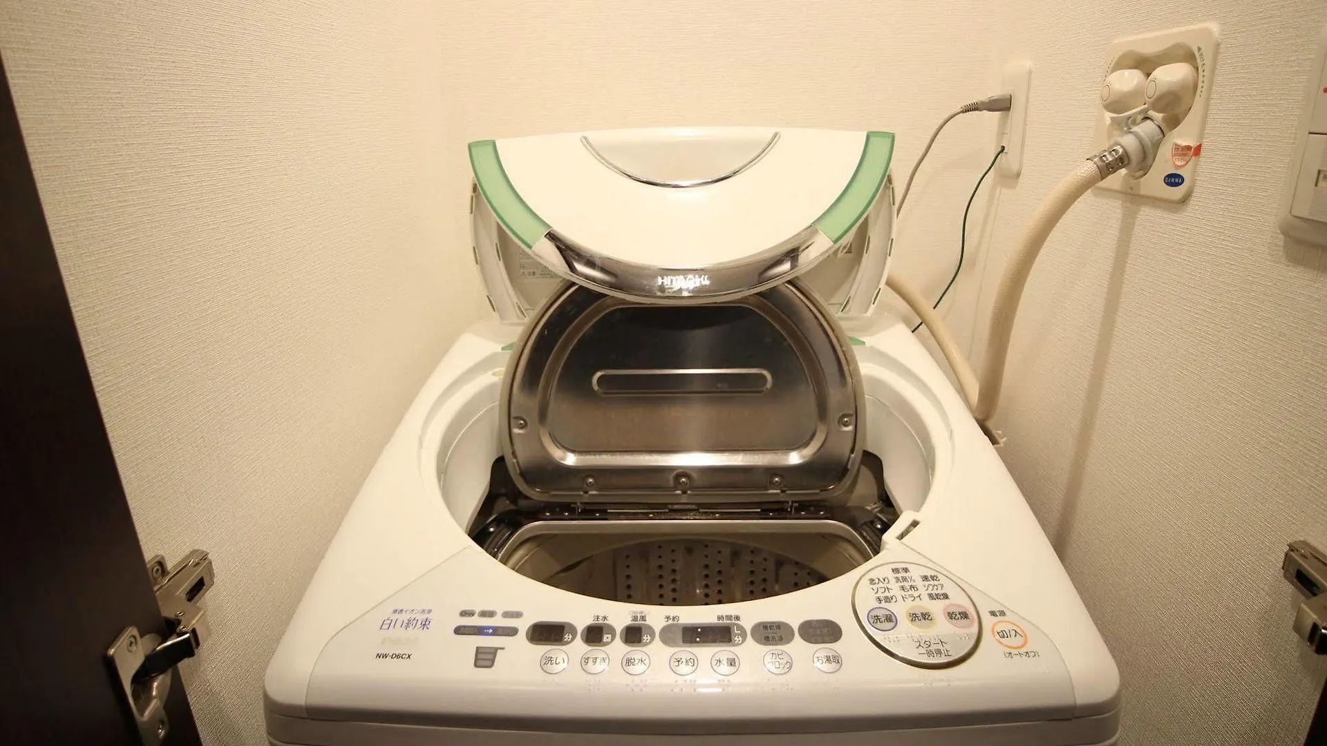 Palace Studio Kojimachi Tokyo Apartment